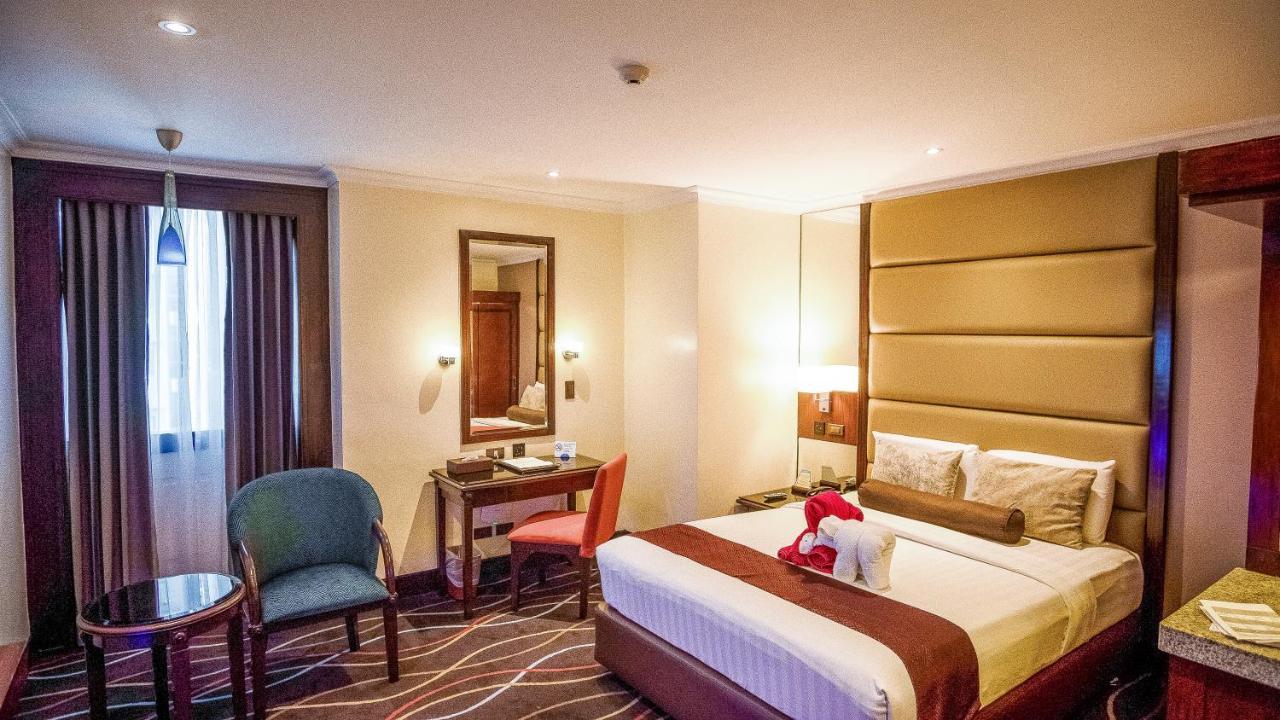 Cebu Parklane International Hotel Экстерьер фото