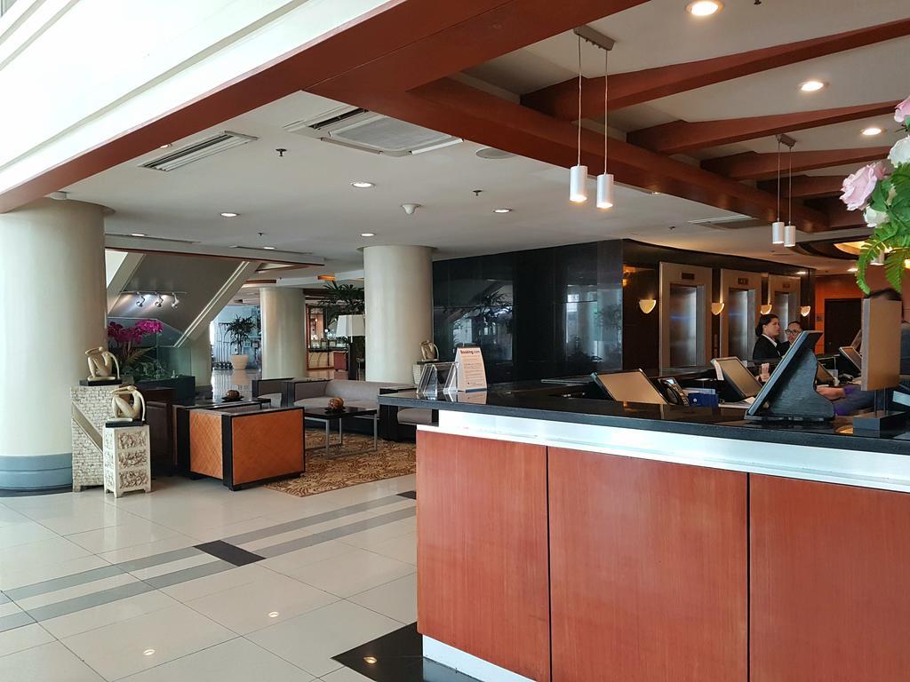 Cebu Parklane International Hotel Экстерьер фото